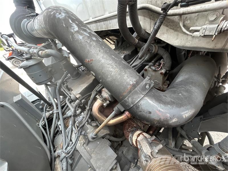 Sterling SC8000 Tänavapuhastusveokid