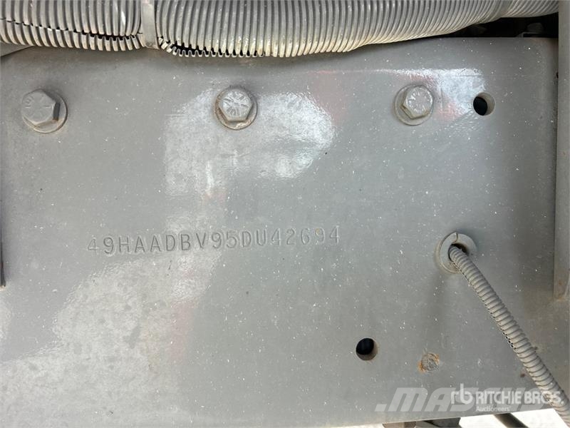 Sterling SC8000 Tänavapuhastusveokid