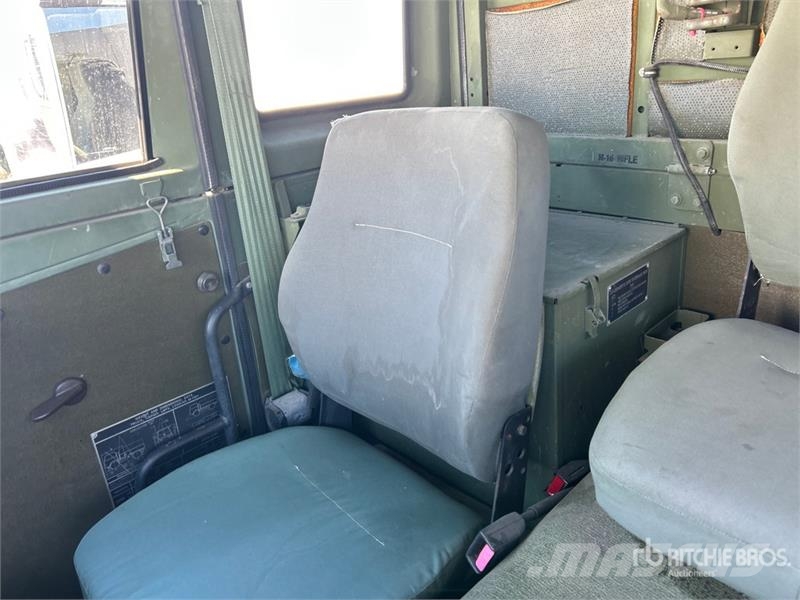 Stewart & Steveson 4x4 LMTV 4x4 Cargo Truck 傾卸式卡車