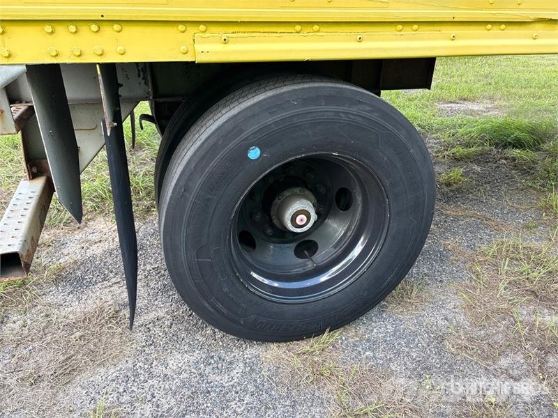 Stoughton 28 ft S/A Van Trailer Прицепы-фургоны