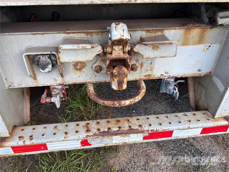Stoughton 28 ft S/A Van Trailer Прицепы-фургоны