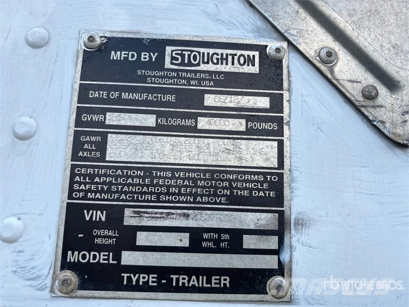 Stoughton 28 ft S/A Van Trailer Прицепы-фургоны