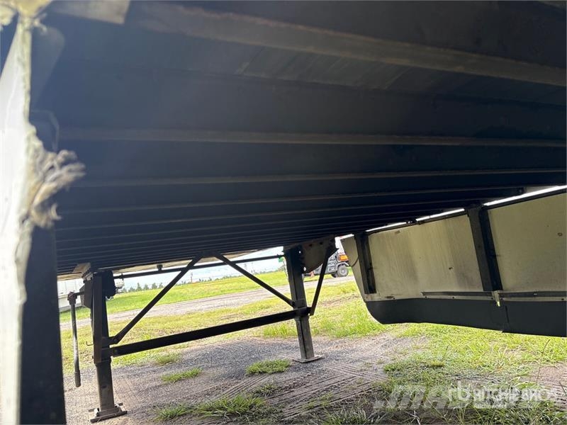 Stoughton 28 ft x 102 in S/A Van Trailer Remorque Fourgon