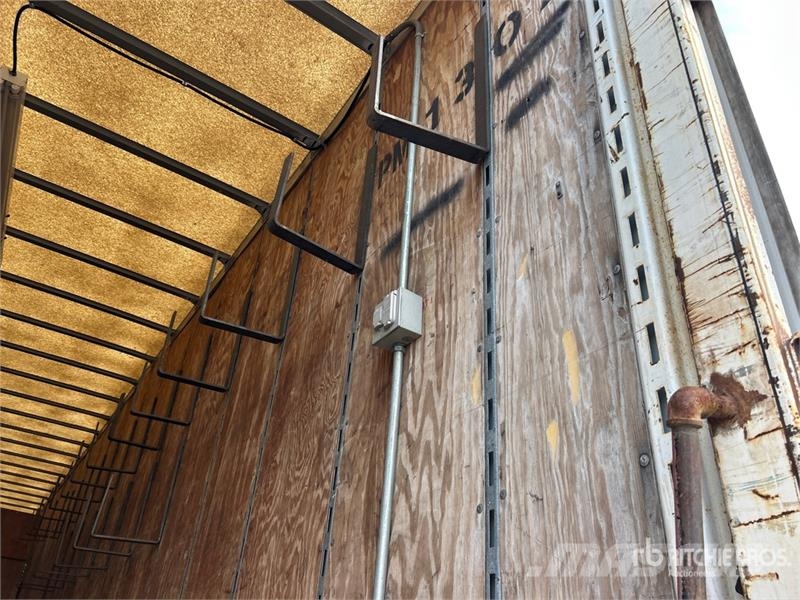 Stoughton 53 ft x 102 in T/A Van Trailer Прицепы-фургоны