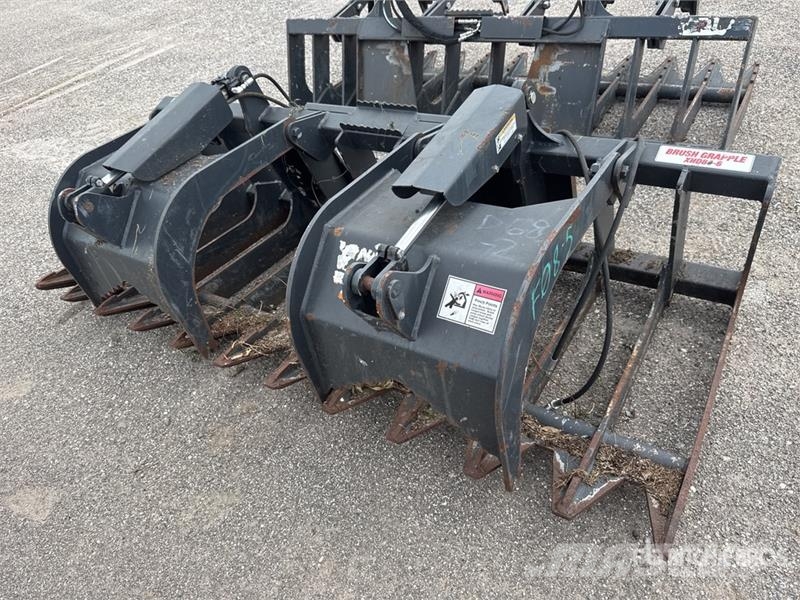 Stout 84 in Skid Steer Grapple خطاطيف