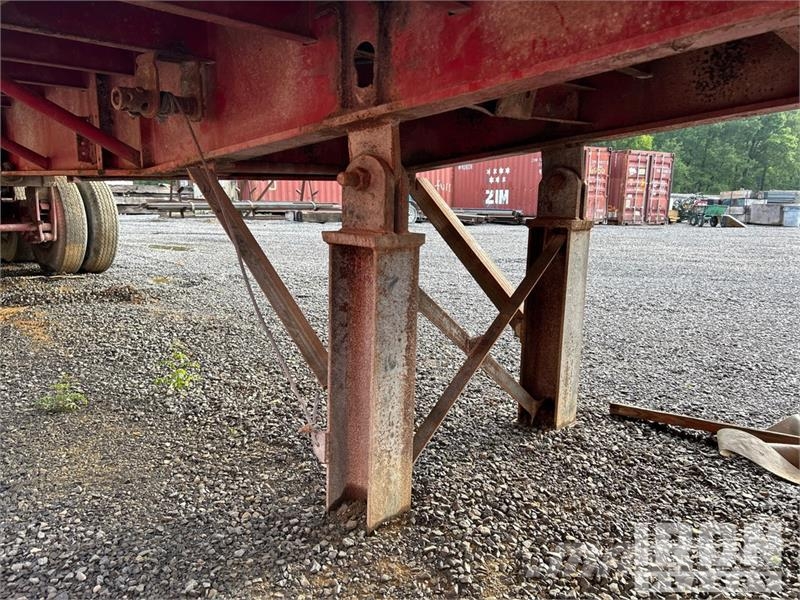 Strick 40 ft T/A Flatbed Trailer Plataforma plana/laterales abatibles