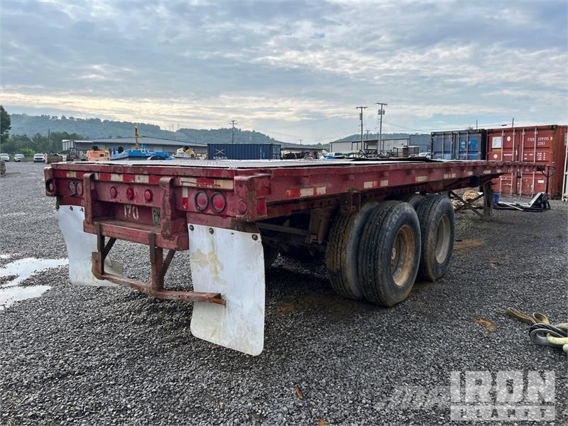 Strick 40 ft T/A Flatbed Trailer Plataforma plana/laterales abatibles