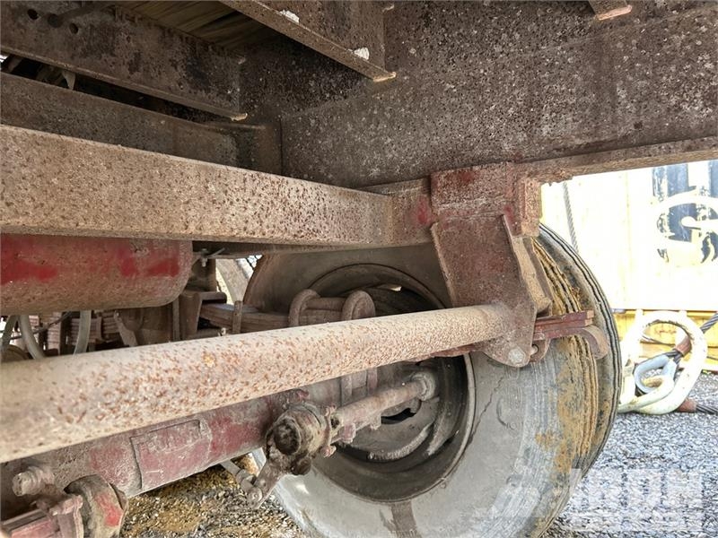 Strick 40 ft T/A Flatbed Trailer Plataforma plana/laterales abatibles