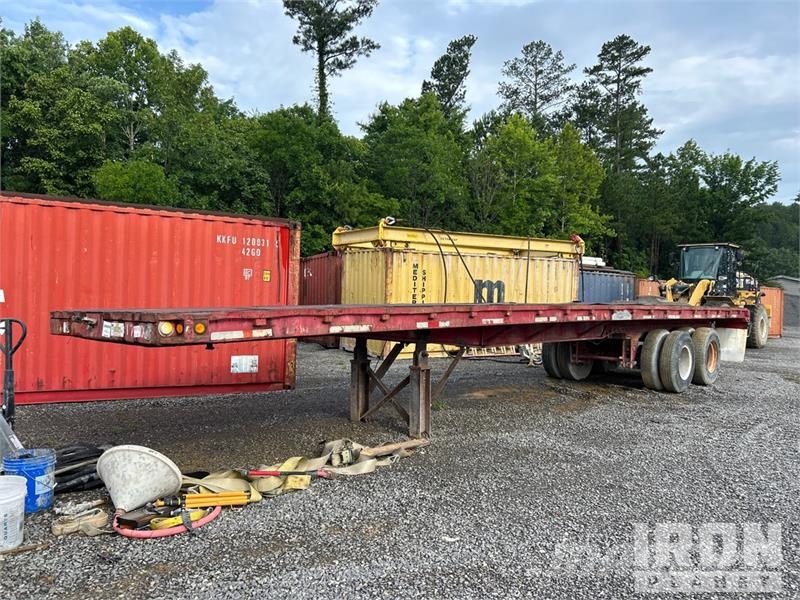 Strick 40 ft T/A Flatbed Trailer Plataforma plana/laterales abatibles
