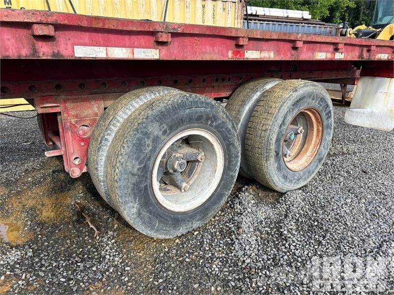Strick 40 ft T/A Flatbed Trailer Plataforma plana/laterales abatibles