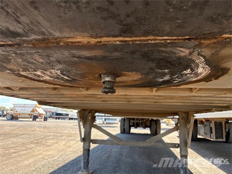 Strick 48 ft x 102 in T/A Van Trailer 厢式拖车