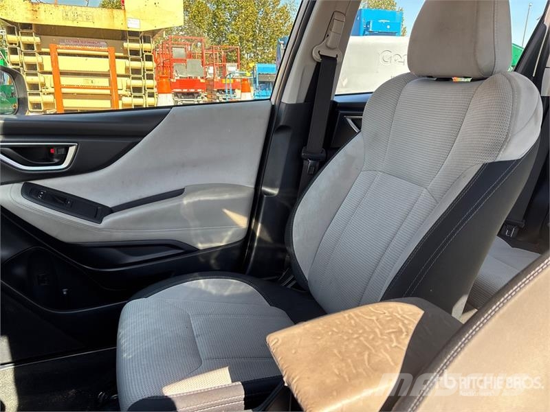 Subaru Forester AWD SUV Avtomobili
