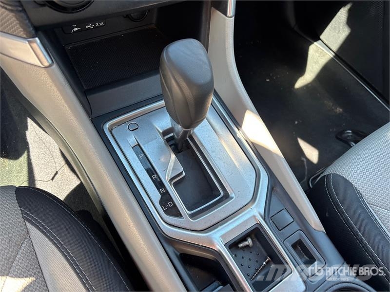 Subaru Forester AWD SUV Avtomobili