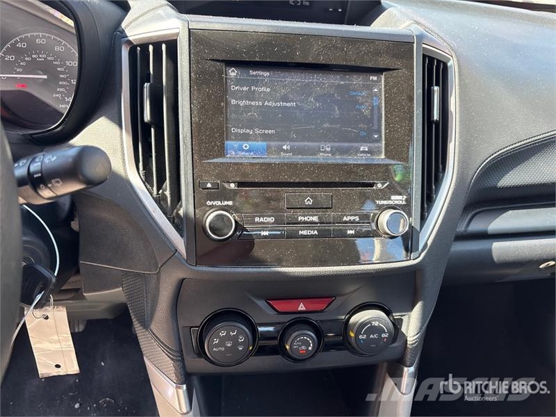 Subaru Forester AWD SUV Avtomobili