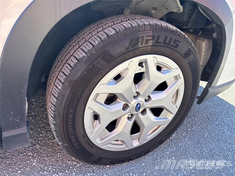 Subaru Forester AWD SUV Avtomobili