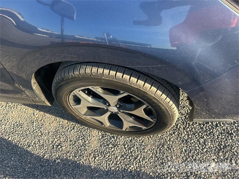 Subaru Forester XT AWD SUV 자동차