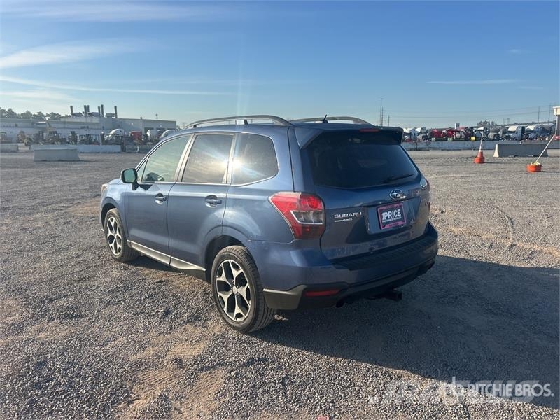 Subaru Forester XT AWD SUV 자동차