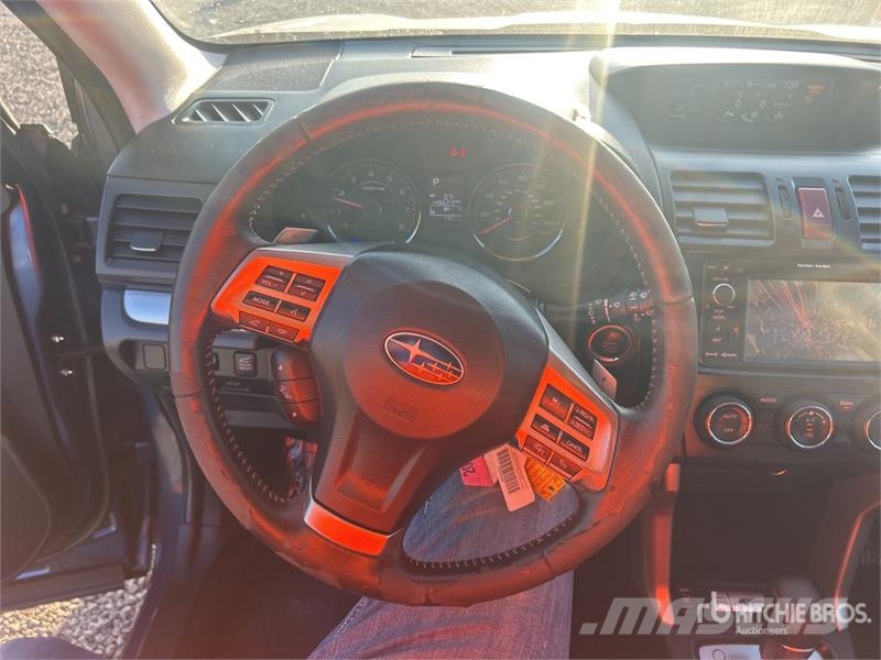 Subaru Forester XT AWD SUV 자동차