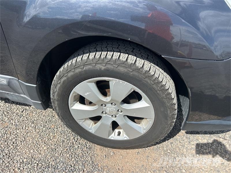 Subaru Outback AWD SUV 자동차