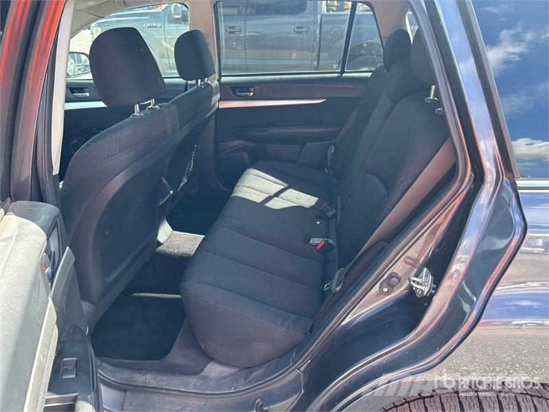 Subaru Outback AWD SUV 자동차
