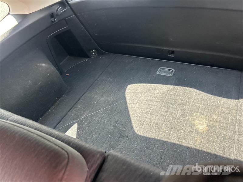 Subaru Outback AWD SUV 자동차