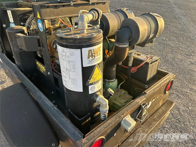 Sullair 185 cfm Mobile Air Compressor Kompresoriai