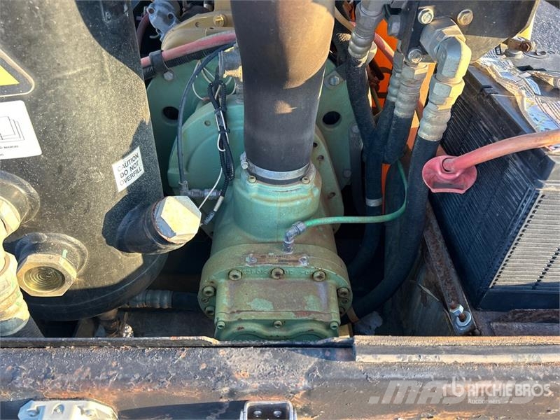 Sullair 185 cfm Mobile Air Compressor Kompresoriai