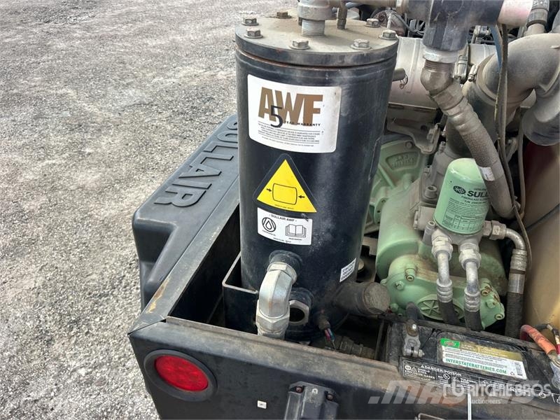 Sullair 185DPQ-KU-T3 185 cfm Mobile Air Compressor Kompresoriai