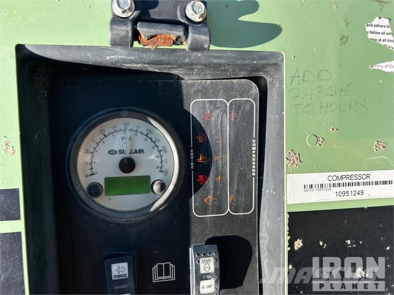 Sullair 185DPQ-KU-T3 185 cfm Mobile Air Compressor Kompressoren