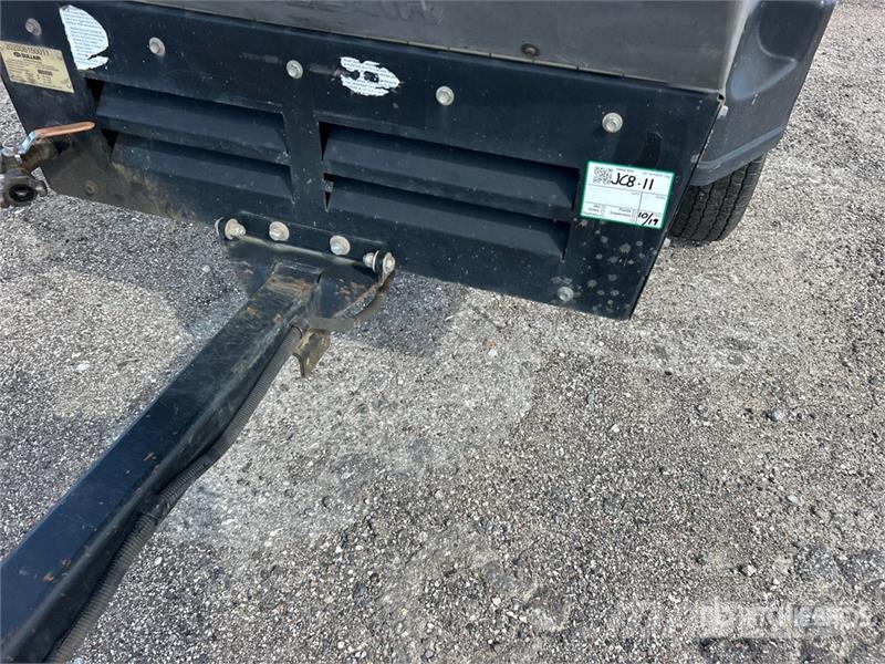 Sullair 185DPQ-KU-T3 185 cfm Mobile Air Compressor Kompresoriai