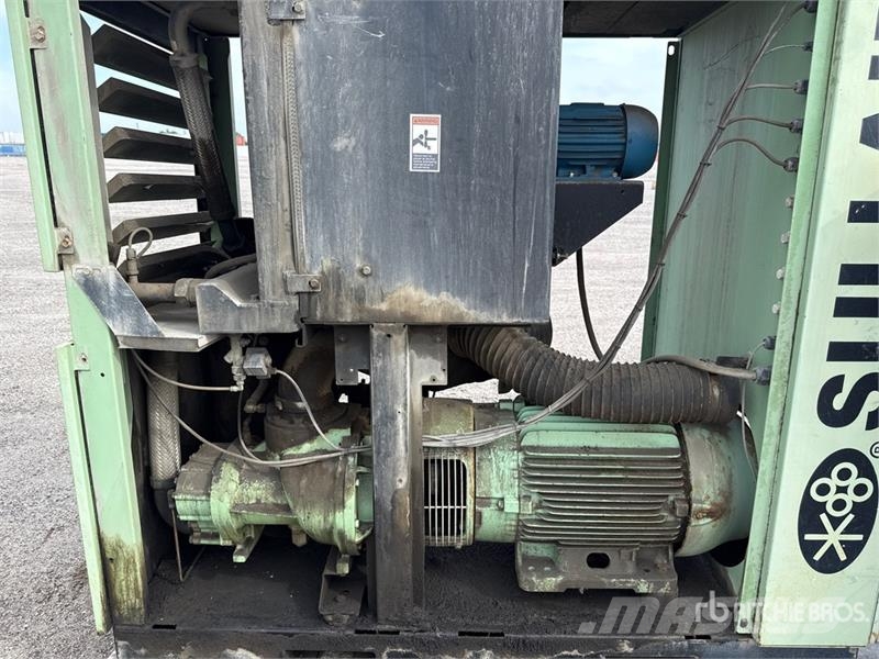 Sullair 3700 251 cfm Skid-Mounted Air Compressor Kompresory