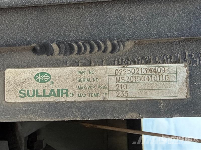 Sullair 3700 251 cfm Skid-Mounted Air Compressor Kompresory