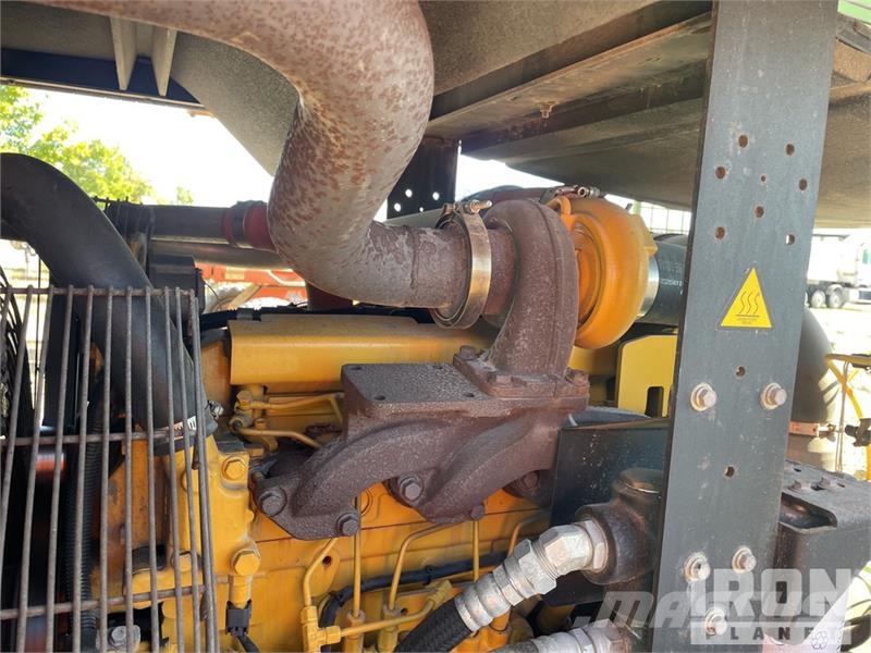 Sullair 375H DPQ JD3 375 cfm Mobile Air Compressor Compressors
