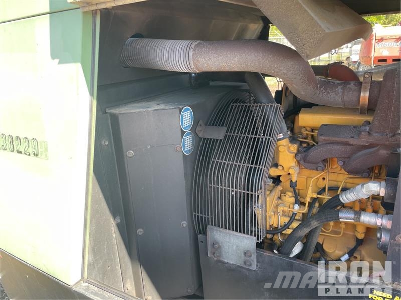 Sullair 375H DPQ JD3 375 cfm Mobile Air Compressor Compressors