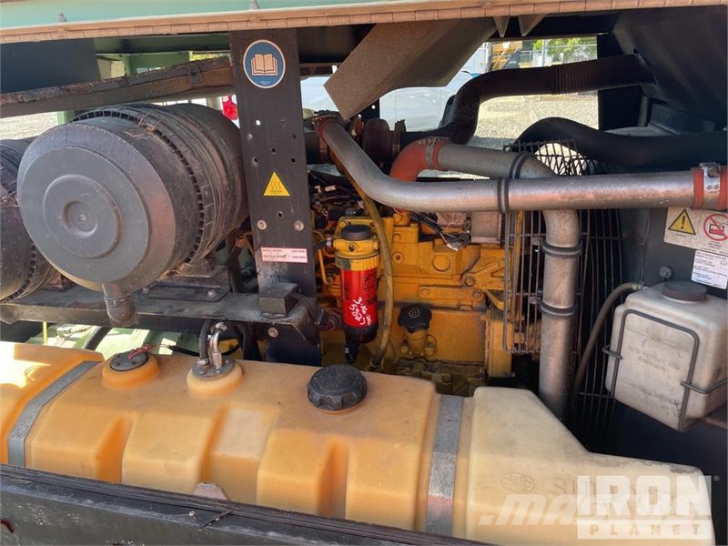 Sullair 375H DPQ JD3 375 cfm Mobile Air Compressor Compressors