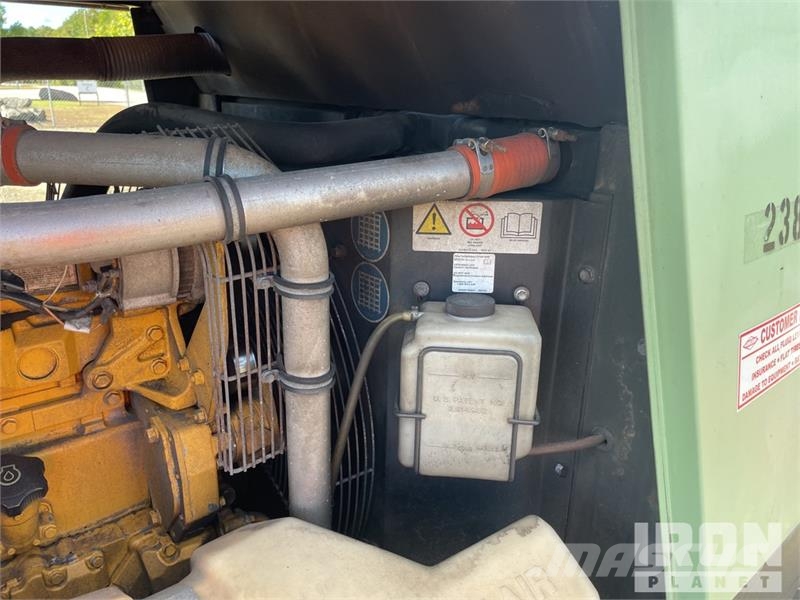 Sullair 375H DPQ JD3 375 cfm Mobile Air Compressor Compressors