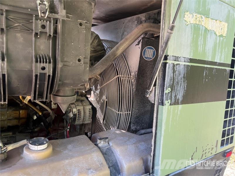 Sullair 400HDPQ-CU 400 cfm Mobile Air Compressor Compressors