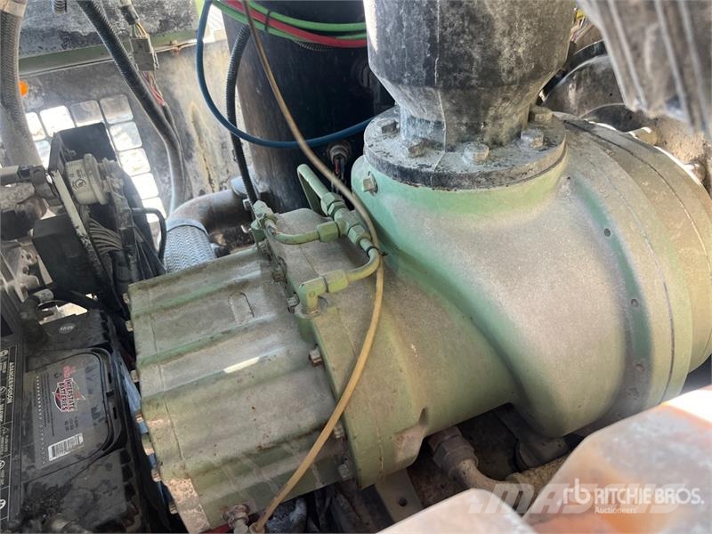 Sullair 400HDPQ-CU 400 cfm Mobile Air Compressor Compressors