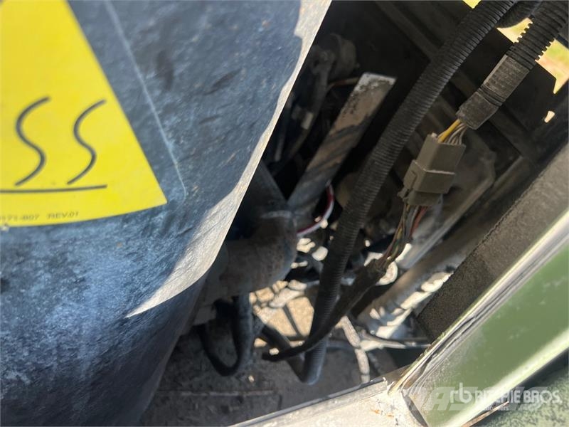 Sullair 400HDPQ-CU 400 cfm Mobile Air Compressor Compressors