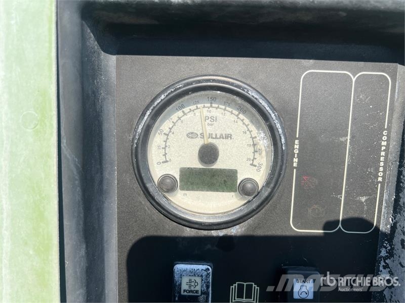 Sullair 400HDPQ-CU 400 cfm Mobile Air Compressor Compressors
