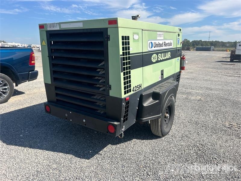 Sullair 425HDPQ-PE 425 cfm Mobile Air Compressor Kompresorji