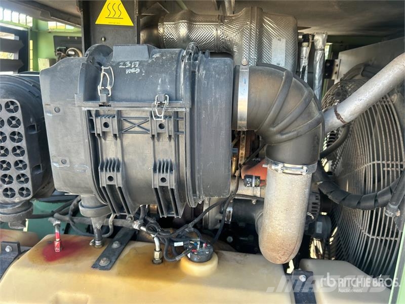 Sullair 425HDPQ-PE 425 cfm Mobile Air Compressor Kompresorji