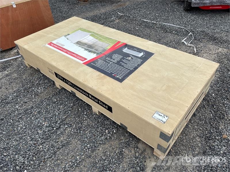 SUNTOP SC2712 27 ft x 12 ft Livestock Shelter (Unu 기타 축산 기계 및 부속품