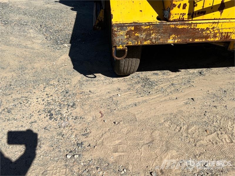 Superior SM80-K Self-Propelled Broom كناسات