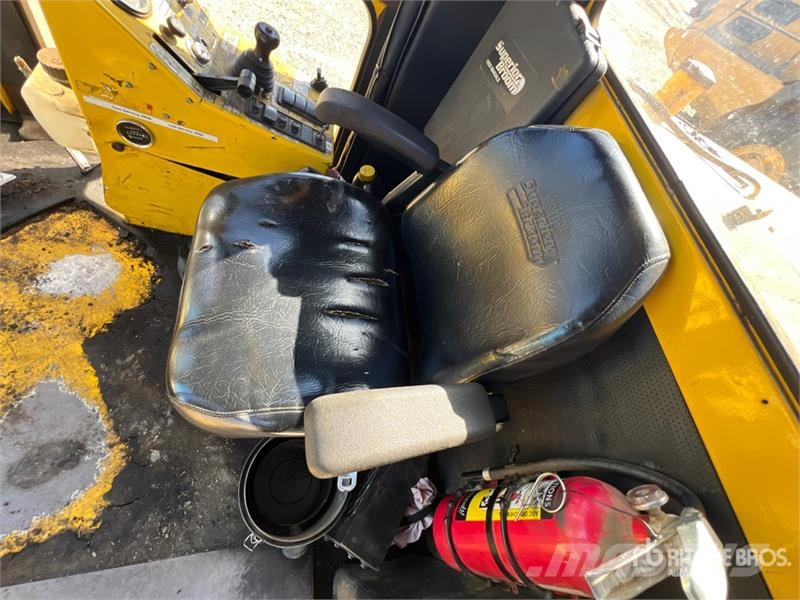 Superior SM80-K Self-Propelled Broom كناسات