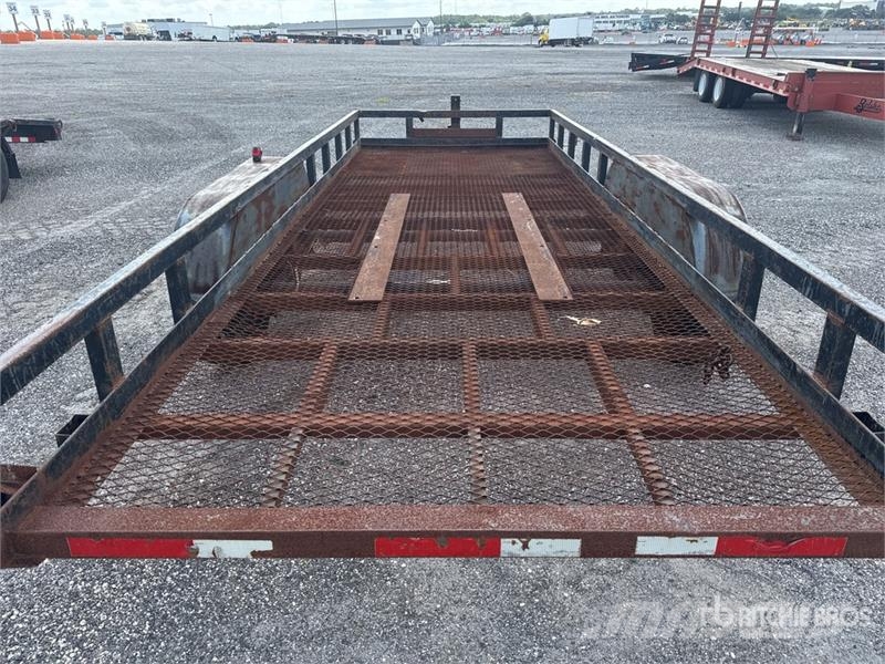 sure-trac 20 ft T/A Utility Trailer مقطورات أخرى