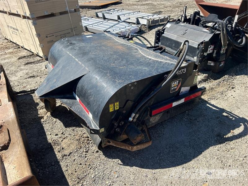 Sweepster BP118C 60 in Skid Steer Sweeper 브러쉬