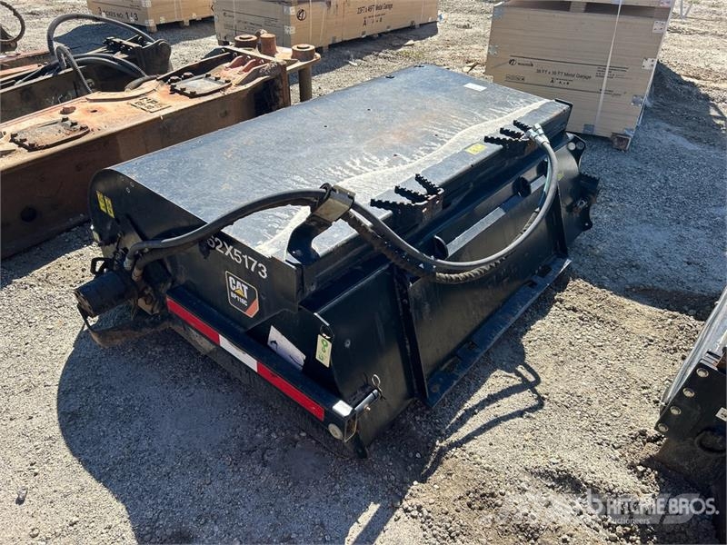 Sweepster BP118C 60 in Skid Steer Sweeper 브러쉬