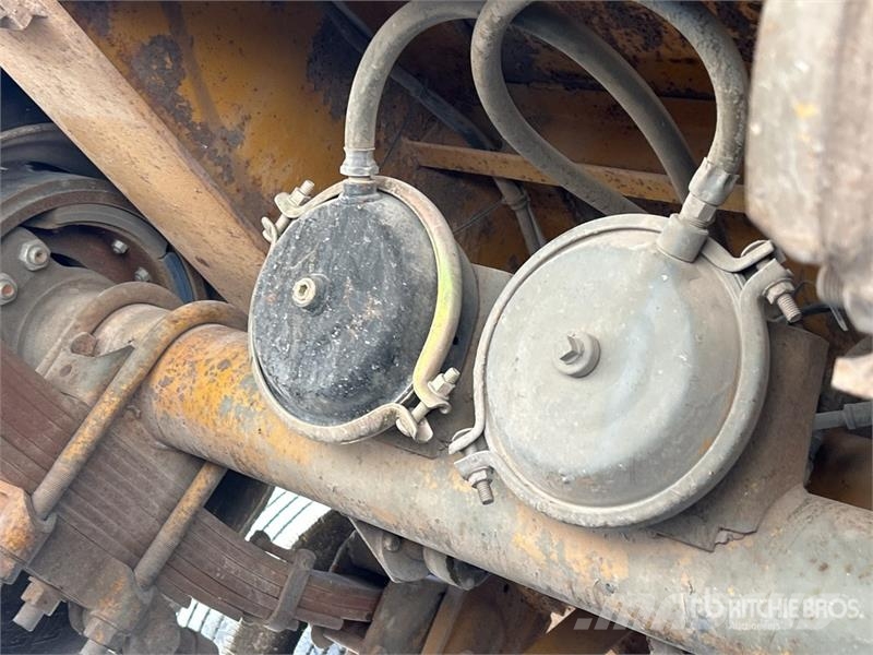 T/A Lowboy Trailer Zemie treileri