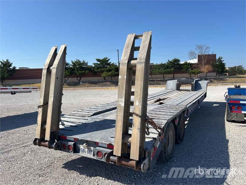 T/A Lowboy Trailer Zemie treileri